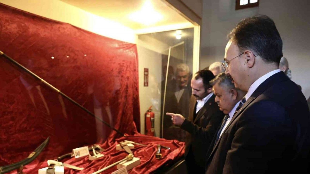 Bilecik’te ‘Kahraman Türk Büyükleri Savaş Aletleri Sanat Sergisi’ açıldı