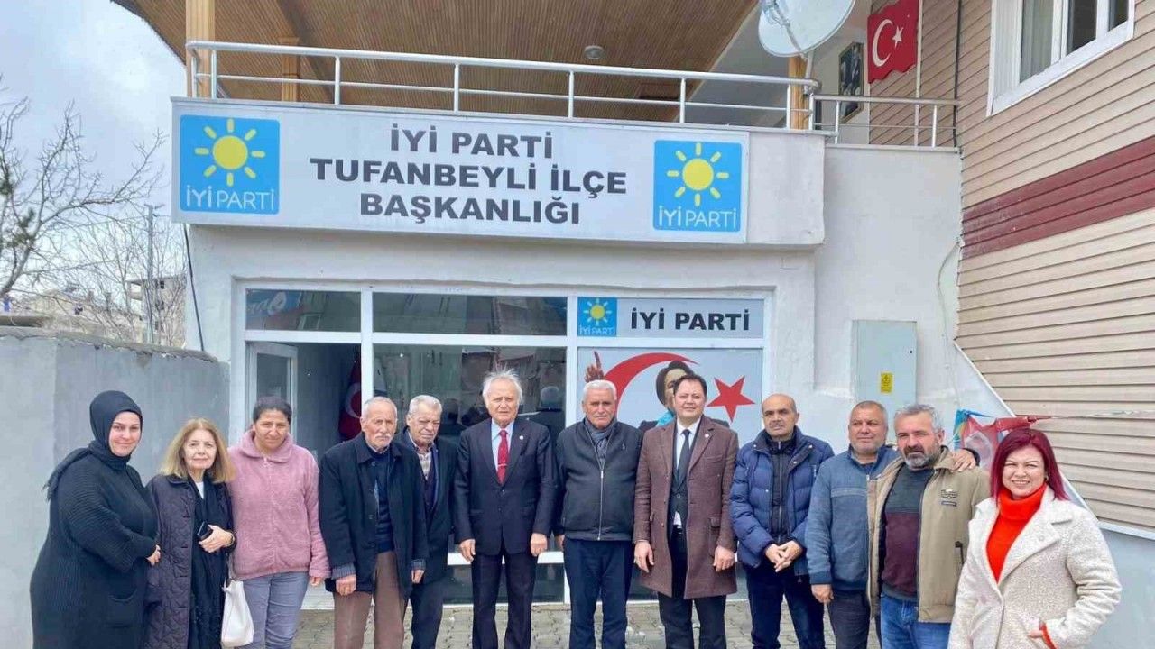 İyi Parti Adana Milletvekili Aday Adayı Akyürek, temayül öncesi Adana’yı karış karış gezdi