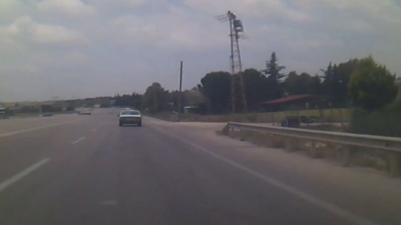 Adana’da 1 kişinin öldüğü feci kaza araç kamerasına yansıdı