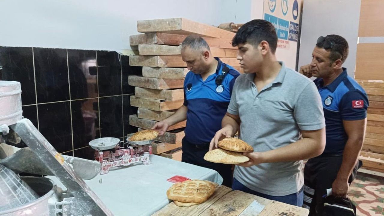 Kozan’da ekmek gramajı denetimi yapıldı