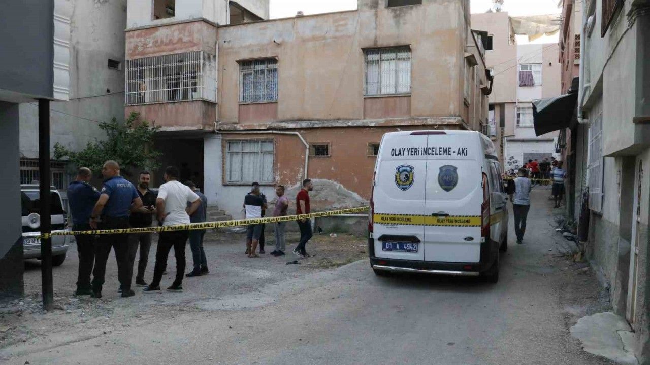 Adana'da mangal başında müptezel vahşeti: Önce ailesinden 5 kişiye kurşun yağdırdı sonra da kendi kafasına sıktı!
