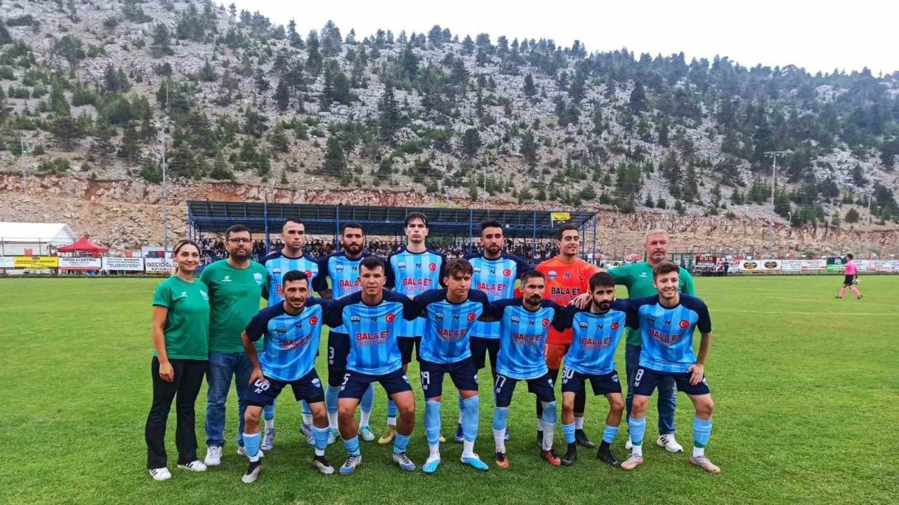11. Kızıldağ futbol turnuvasında yarı final heyecanı