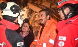 Çukurova Belediye Başkanı Soner Çetin'den yıkılan binaların yapım tarihiyle ilgili açıklama