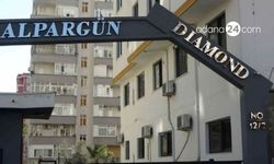 Hasan Alpargün’ün Adana'da inşa ettiği tüm apartmanlar depremden hasarlı çıktı