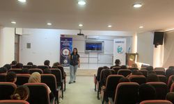 Öğrencilere siber zorbalık semineri