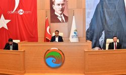 Adana'da Çukurova Belediye Meclisi Emrah Kozay'a birçok konuda tam yetki verdi