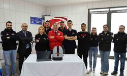Öğrenciler hava savunma sistemi geliştirdi: 5 santimetrelik cismi vurabiliyor