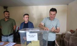 Ölen eşinin yerine muhtar seçildi