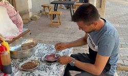 Dağdan kar getirip tatlandırdı, tabağını 50 TL’den satmaya başladı