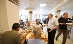 Adana Yüreğir'de 2 kent lokantası hizmete girdi: 3 çeşit yemek 55 TL, boş masa yok!