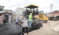 Yüreğir’de asfalt hamlesi devam ediyor