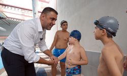 Başkan Emrah Kozay, down sendromlu çocuklarla: "Engel yok, sadece sevgi var"