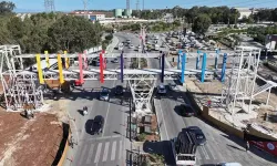 Adana halkı ilk kez asansörlü, yürüyen merdivenli ve tamamen kapalı bir üst geçit ile buluşacak