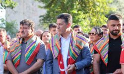 İsmet Atlı Karakucak Güreşleri, şampiyonlar kortejiyle başladı