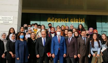 Bayburt’ta ‘Son Gelişmeler Işığında Türk Dış Politikası’ konferansı
