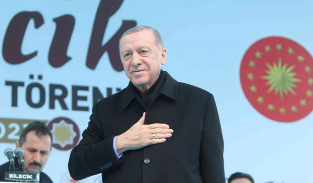 Cumhurbaşkanı Erdoğan: “Osmanlı’yı kim kötülüyor ve aşağılıyorsa bilin ki ya mankurttur ya da kuyruk acısı vardır”