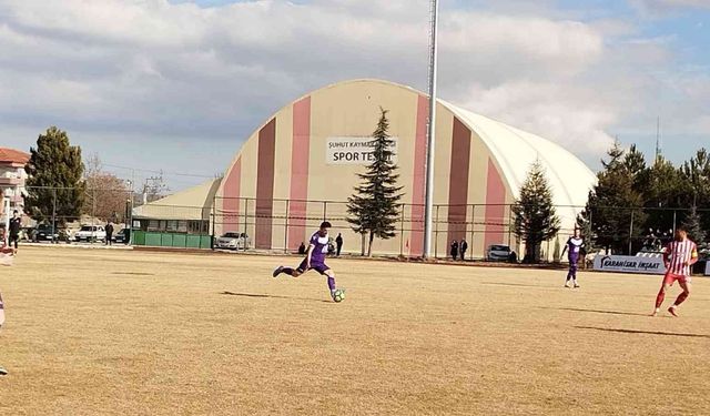 Şuhut Belediye Hisarspor Emirdağ Spor engeline takıldı