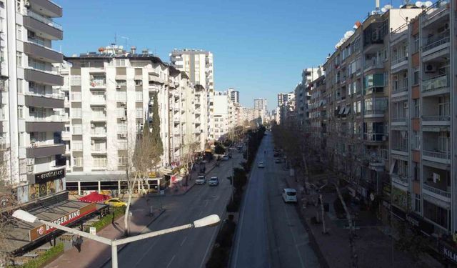 Adana deprem sonrası hayalet şehre döndü