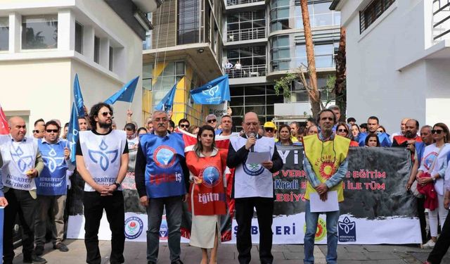 Adana’da sendikalardan ortak promosyon eylemi