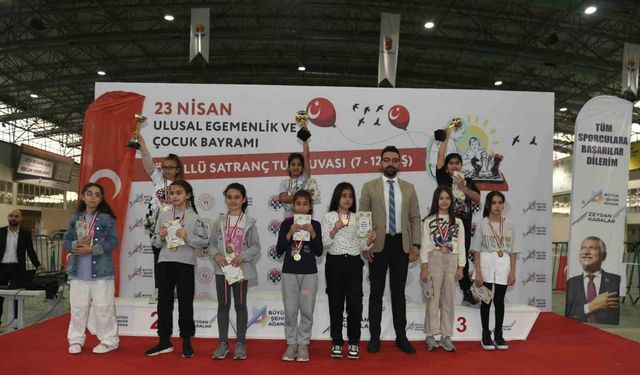 Adana’daki satranç turnuvası sonuçlandı