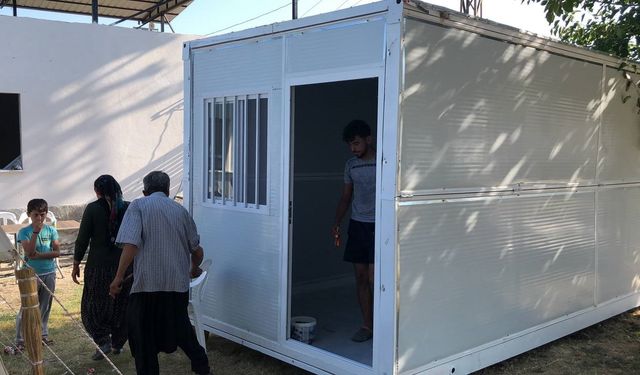 Adana Kozan’da 5.5’lik deprem sonrası konteynerler kuruldu