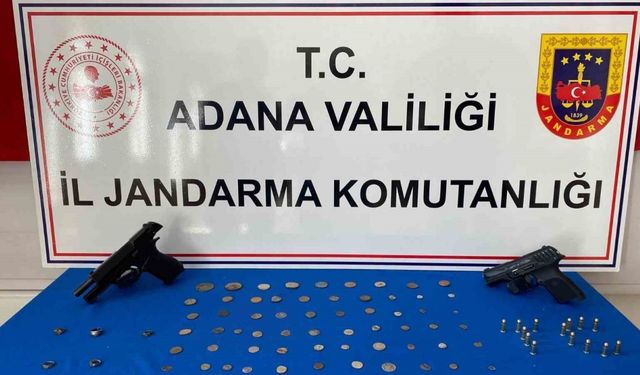 Adana’da 8’i gümüş yüzük 104 adet tarihi eser ele geçirildi