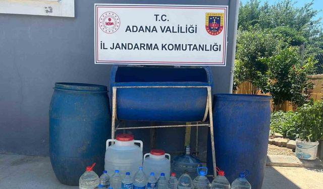 Adana’da bin 50 litre sahte içki ele geçirildi