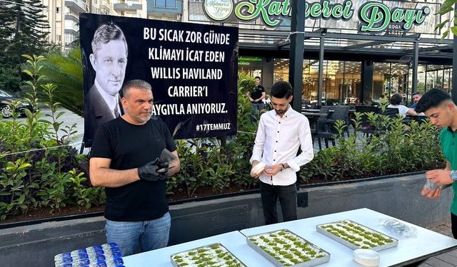 Hissedilen sıcaklık 50 derece olunca, klimayı bulan Carrier anısına tatlı dağıttılar