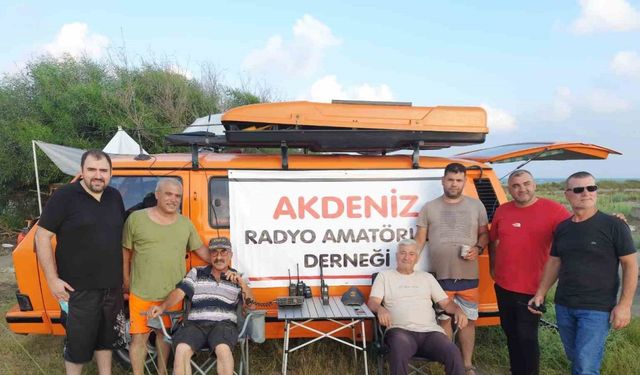 Depremde önemli katkı sağlayan amatör telsizciler tatbikat gerçekleştirdi