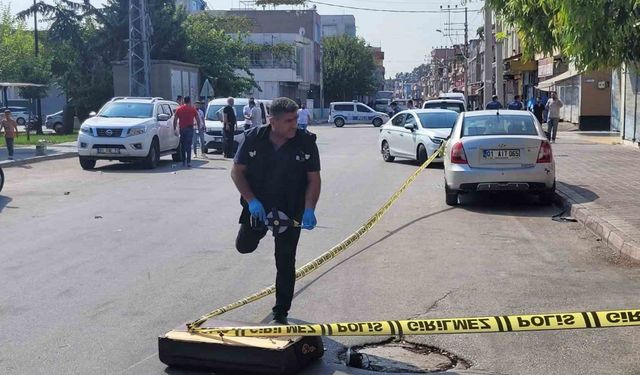 Çifte tabancayla infazın yaşandığı caddede 16 yaşında bir genç vuruldu