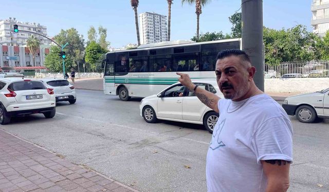 Adana'da esnaf kavşağa isim koydu: "Ölüm kavşağı"