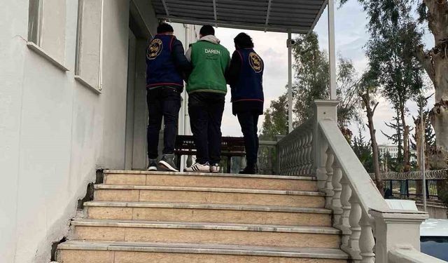 Adana’da aranan 2 şahıs yakalandı