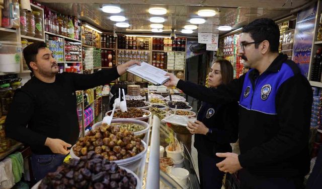 Adana’da zabıtadan usulsüzlüğe geçit yok