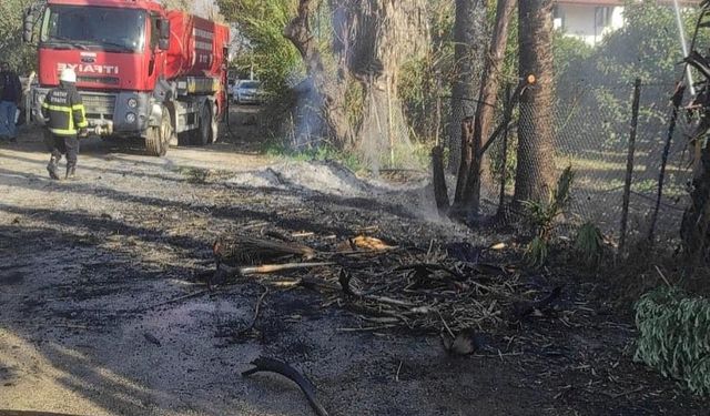 Arsuz’da çıkan otluk yangınını itfaiye söndürdü