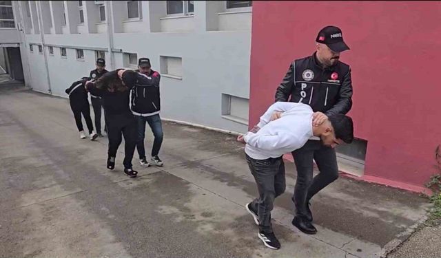 Binlerce hap, 350 kilogram bonzai üretilecek ham madde ele geçirildi: 32 tutuklama