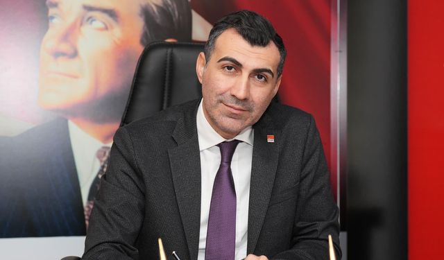 CHP Adana İl Başkanı Tanburoğlu: “Özgür Basın, Güçlü Demokrasi İçin Vazgeçilmezdir”