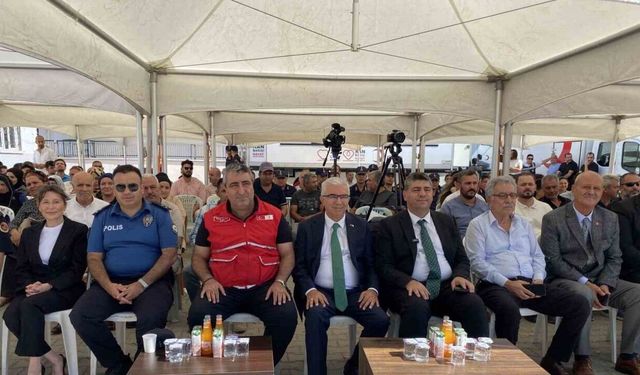 Adana’da deprem mağduru çiftçilere Kızılay’dan destek