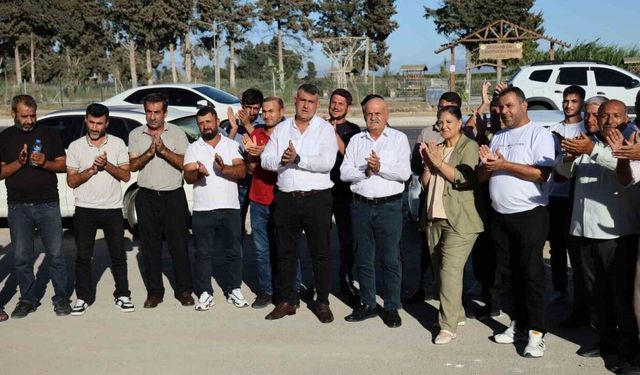 Eylem yapan tarım işçileri ve aracılarına çiftçilerden çağrı: "3 ay bekleyin"