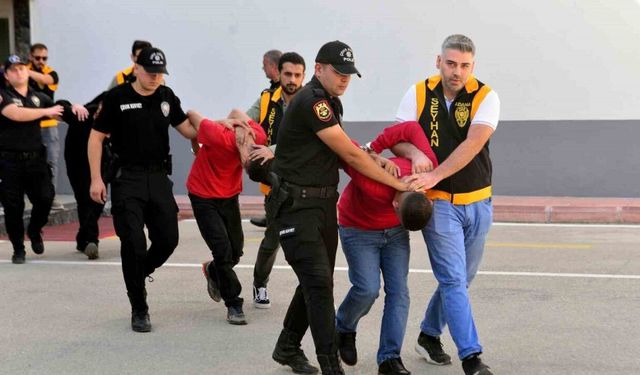50 milyon haraç isteyip, iş yeri, ev ve muhtarlık kurşunladılar: 6 tutuklama