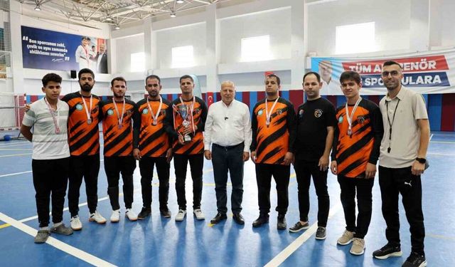 Adanalı görme engelli gençler Goalball’da Türkiye 2’ncisi oldu