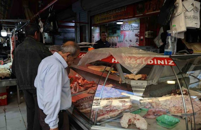 Adana'da yeni dolandırıcılık yöntemi: "Senden et aldım, zehirlendim"