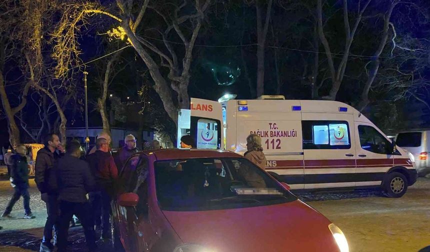 Sinop’ta otomobille çarpışan motokurye yaralandı