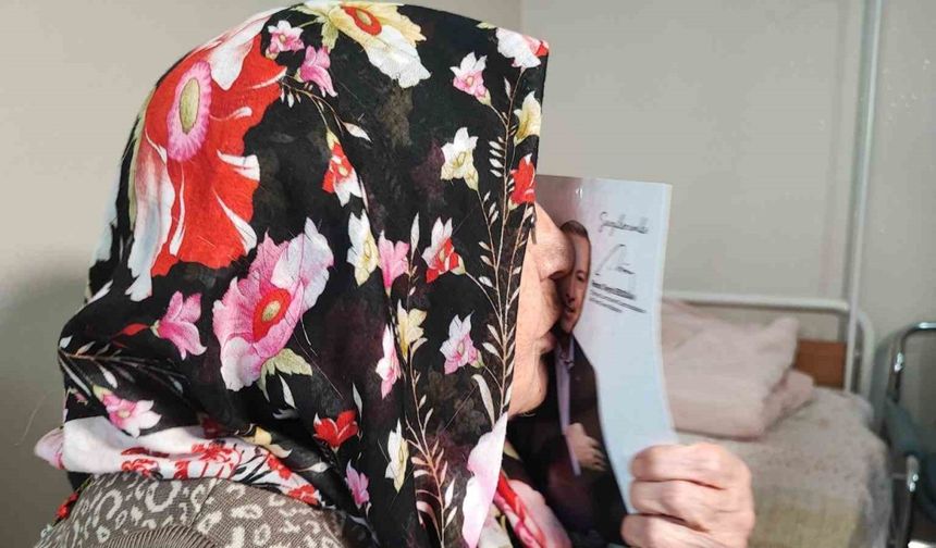 95 yaşındaki Latife ninenin tek isteği Cumhurbaşkanı Erdoğan’ı görmek