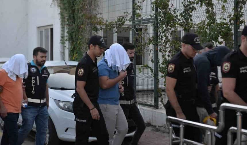 Adana'da Seyhan Belediyesi ve Çukurova Belediyesi rüşvet operasyonunda son durum: 9 kişi tutuklandı