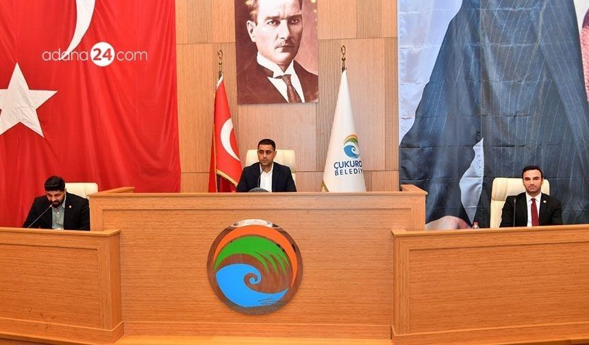 Adana'da Çukurova Belediye Meclisi Emrah Kozay'a birçok konuda tam yetki verdi