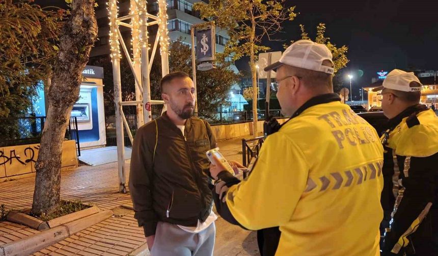 1.93 promil alkollü çıktı "Devlet memuruyum" diyerek polislere zorluk çıkarttı