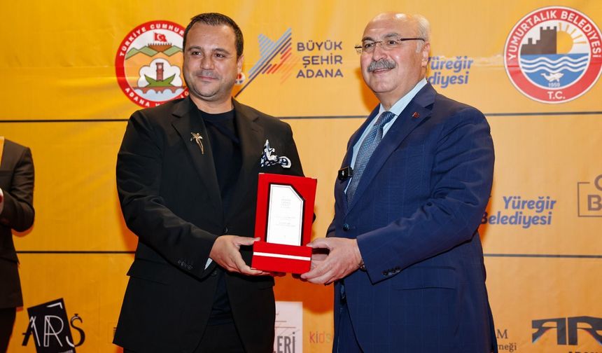Dr. Gündoğdu’ya Vali Köşger’den Onur Ödülü