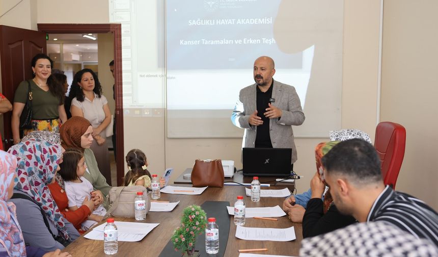 Halil Nacar, kansersiz hayat için dikkat edilmesi gerekenleri açıkladı