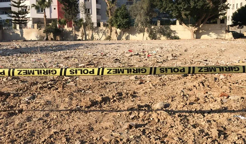 Adana'da depremde yıkılan, 4 kişiye mezar olan Özgür Apartmanı davası: KTÜ'den bilirkişi raporu beklenecek