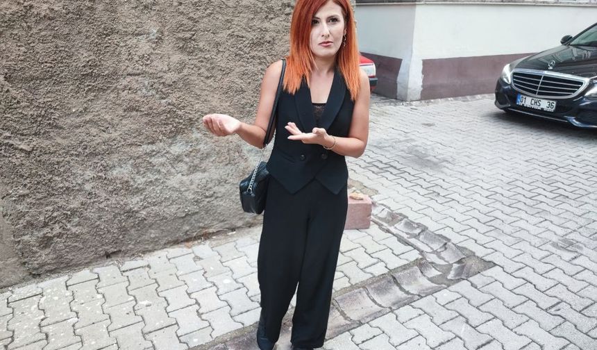 Adana Belediyesi’ne ait otobüsün sefer yaparken sürekli arızalanmasına yöre sakinlerinden tepki